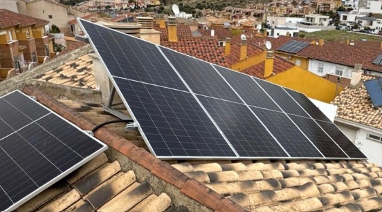 Instalación Fotovoltaica Huétor Vega Instalación Fotovoltaica Huétor Vega