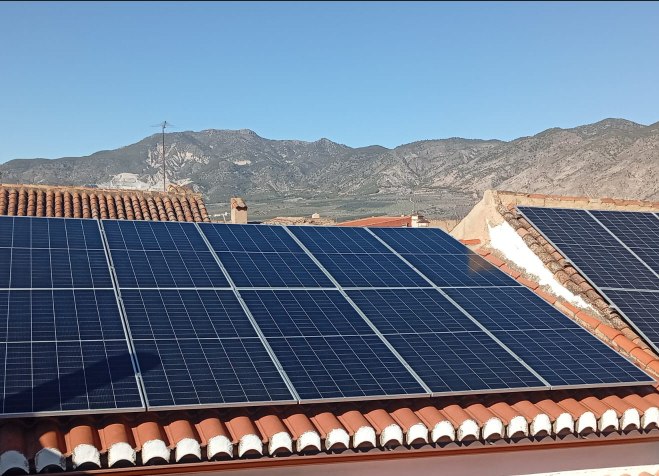 Instalación Fotovoltaica Autoconsumo Durcal